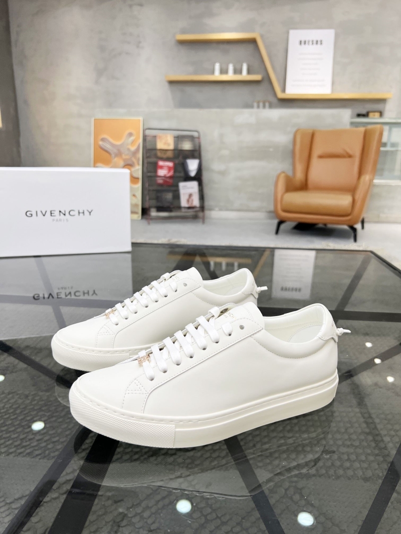 Givenchy Sneakers